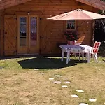 Bed & Breakfast Chambres D'Hotes Et Meubles Les Hortensias Lillers