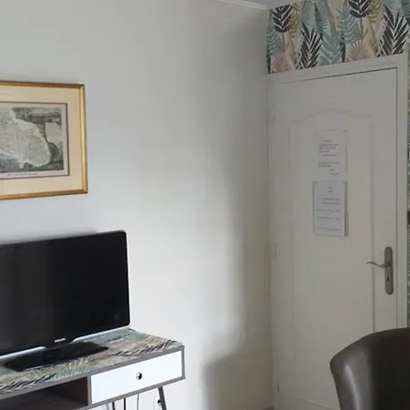 Les Hortensias Bed & Breakfast Lillers
