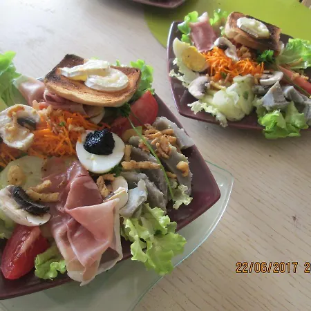 Couette-café Et D'hotes Les Hortensias Lillers