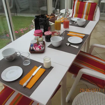 Et D'hotes Les Hortensias Couette-café 3*