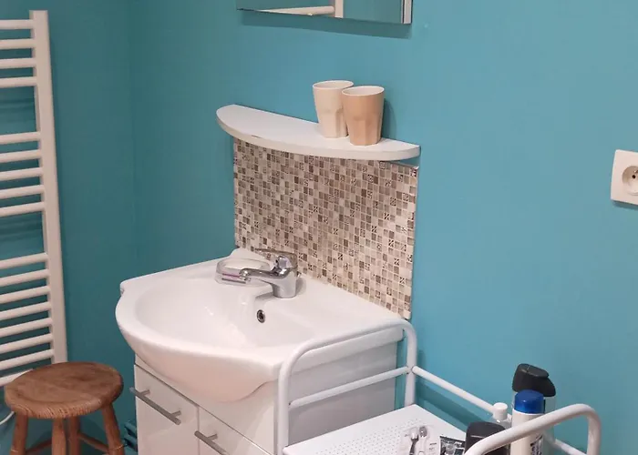 Chambres D'Hotes Et Meubles Les Hortensias Frühstückspension Lillers