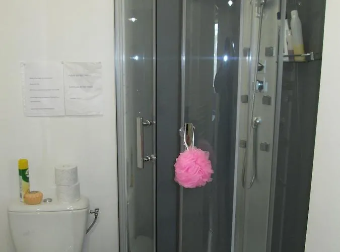 Chambres D'Hotes Et Meubles Les Hortensias Frühstückspension Lillers