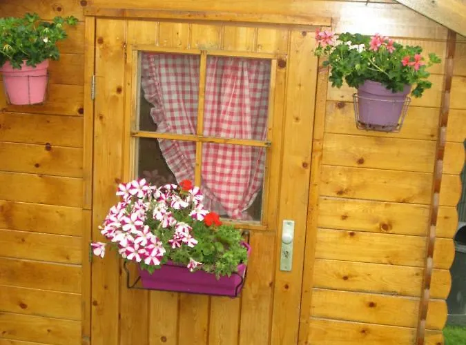 Chambres D'Hotes Et Meubles Les Hortensias Frühstückspension Lillers
